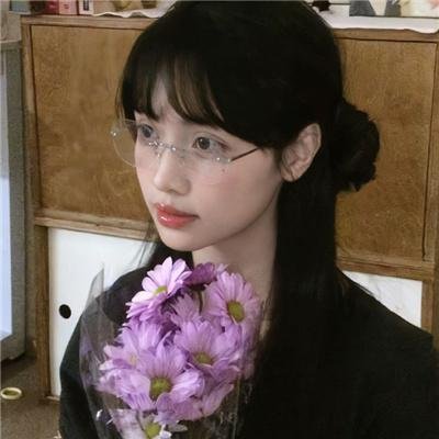 向夏加尔致敬：爱的颜色 海报